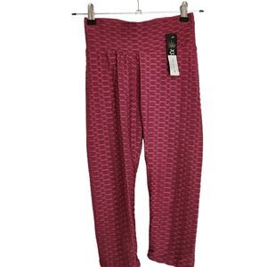 XJ Boost Womens Textured Miracle Shape Capri Leggings Mauve Small/Medium